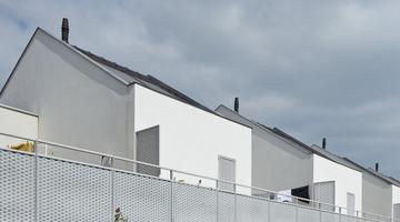 Renault 16 logements collectifs et 12 maisons individuelles | Les Mureaux 